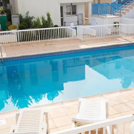 Apartament Estea - Melina's Tranquil Oasis By The Pool
